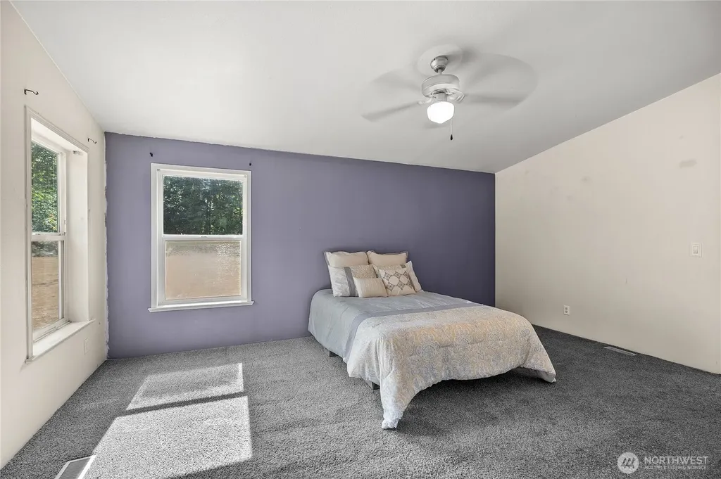 1870 NW Vaa Road Poulsbo WA 98370