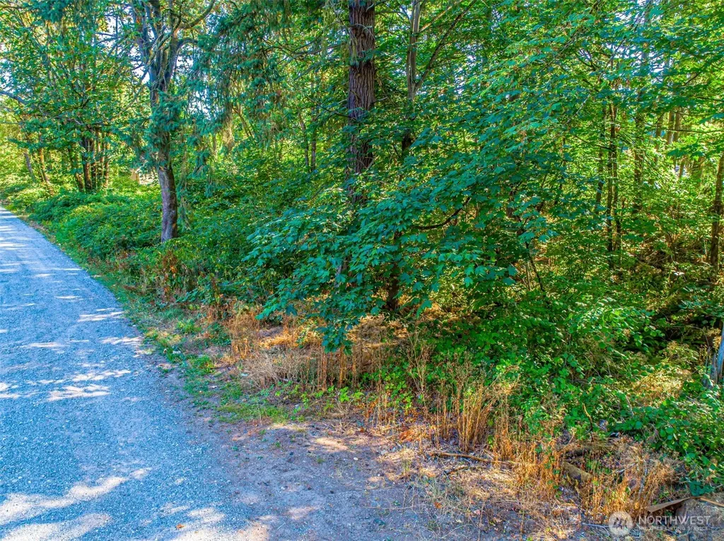36922 6th Avenue SW Federal Way WA 98023
