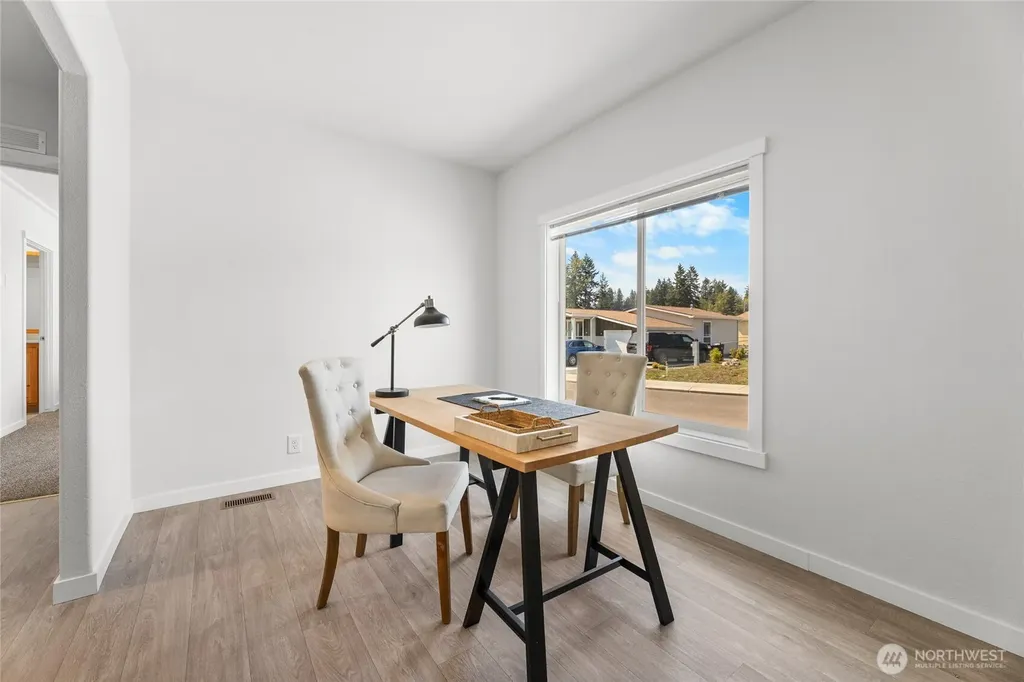 1247 Orangewood Street Enumclaw WA 98022