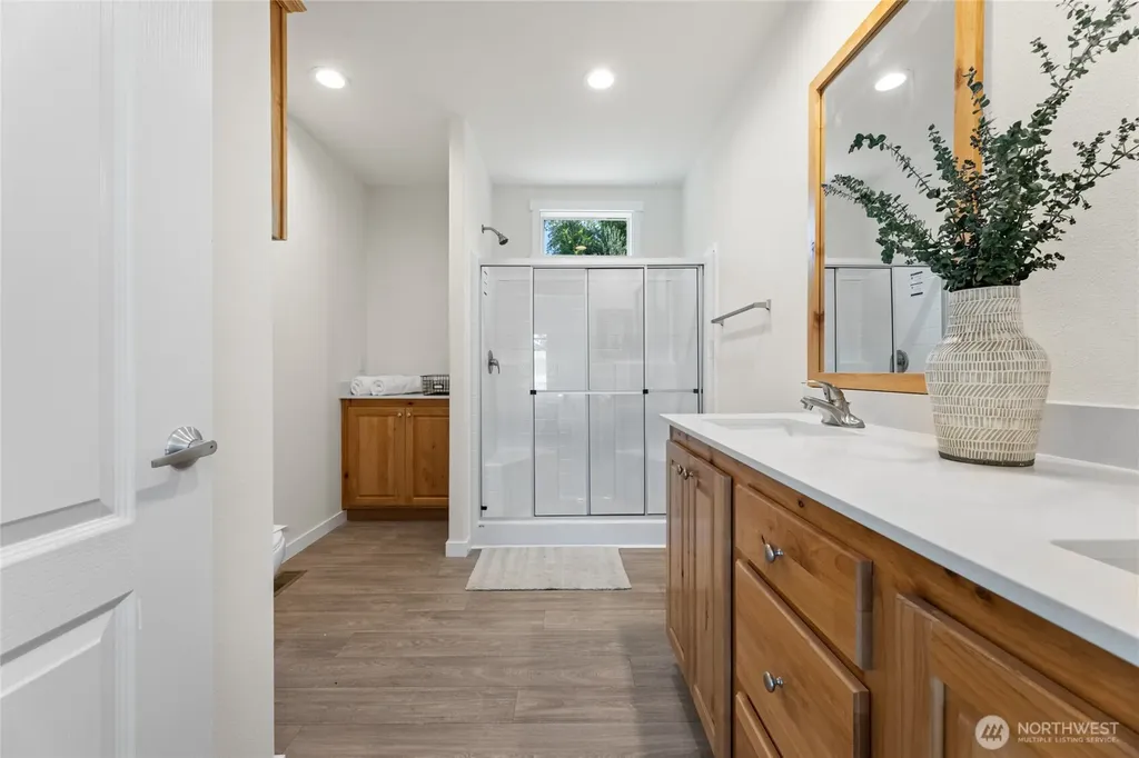 1247 Orangewood Street Enumclaw WA 98022