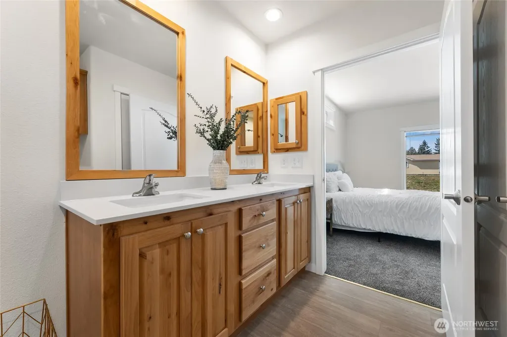 1247 Orangewood Street Enumclaw WA 98022