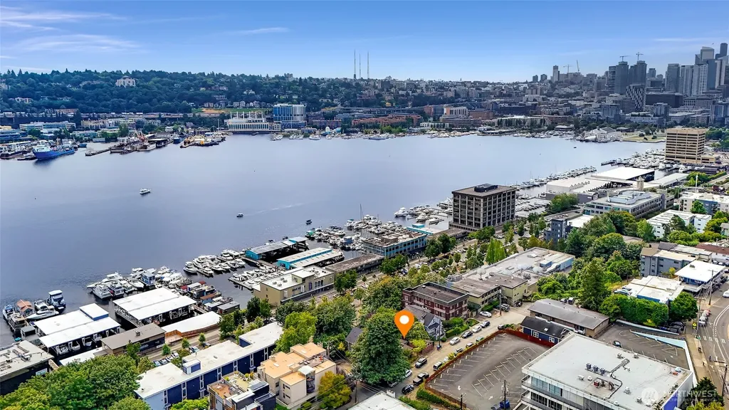 801 Newton Street Seattle WA 98109