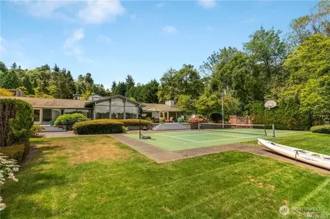 8428 N Mercer Way Mercer Island WA 98040
