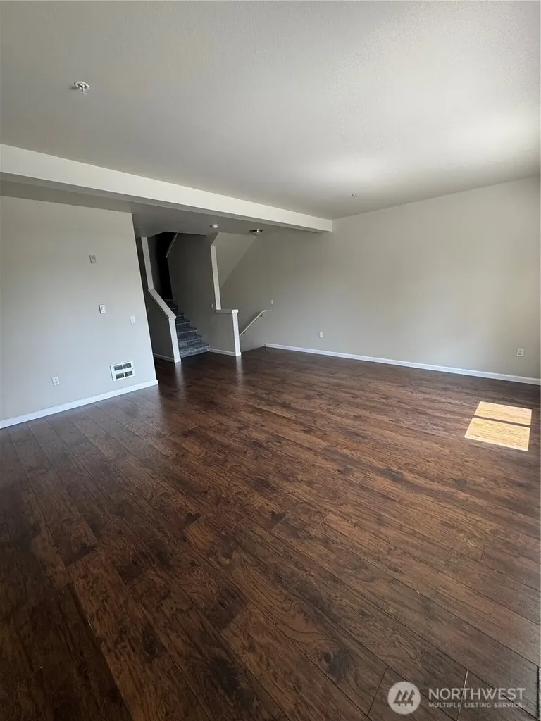 5307 Military Road E Tacoma WA 98446