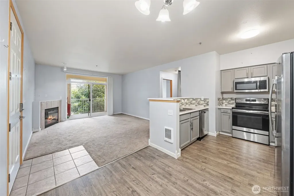 18527 101st Avenue Ct E Puyallup WA 98375