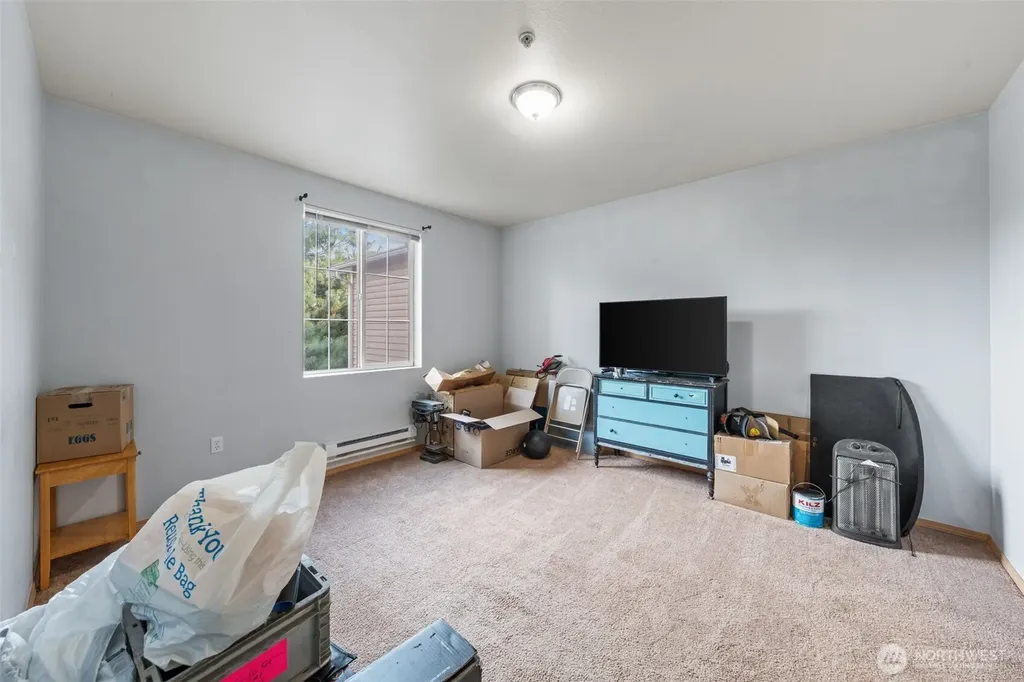 18527 101st Avenue Ct E Puyallup WA 98375
