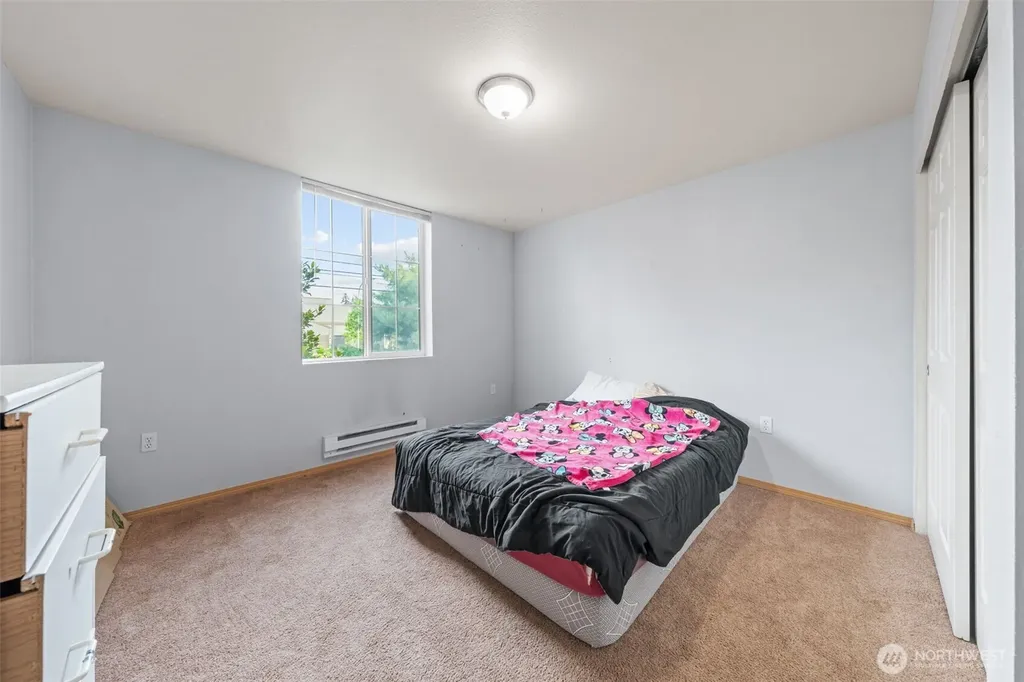 18527 101st Avenue Ct E Puyallup WA 98375