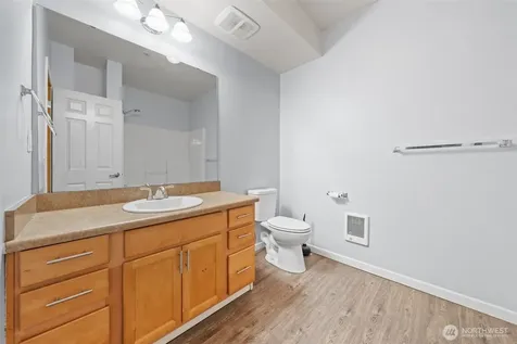 18527 101st Avenue Ct E Puyallup WA 98375
