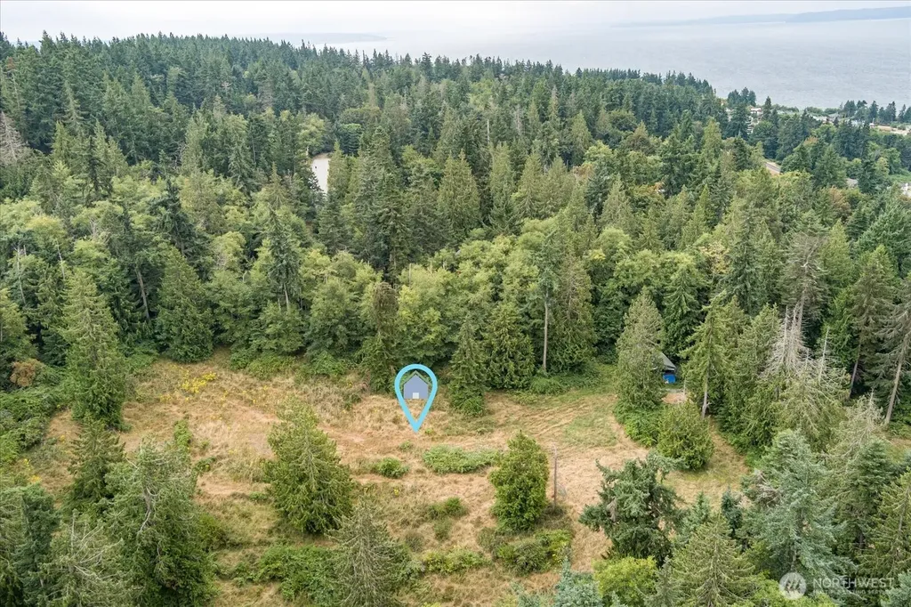 8175 Mossy Rock Road Clinton WA 98236
