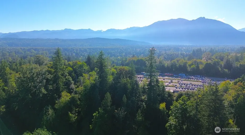85 372nd Place SE Snoqualmie WA 98065