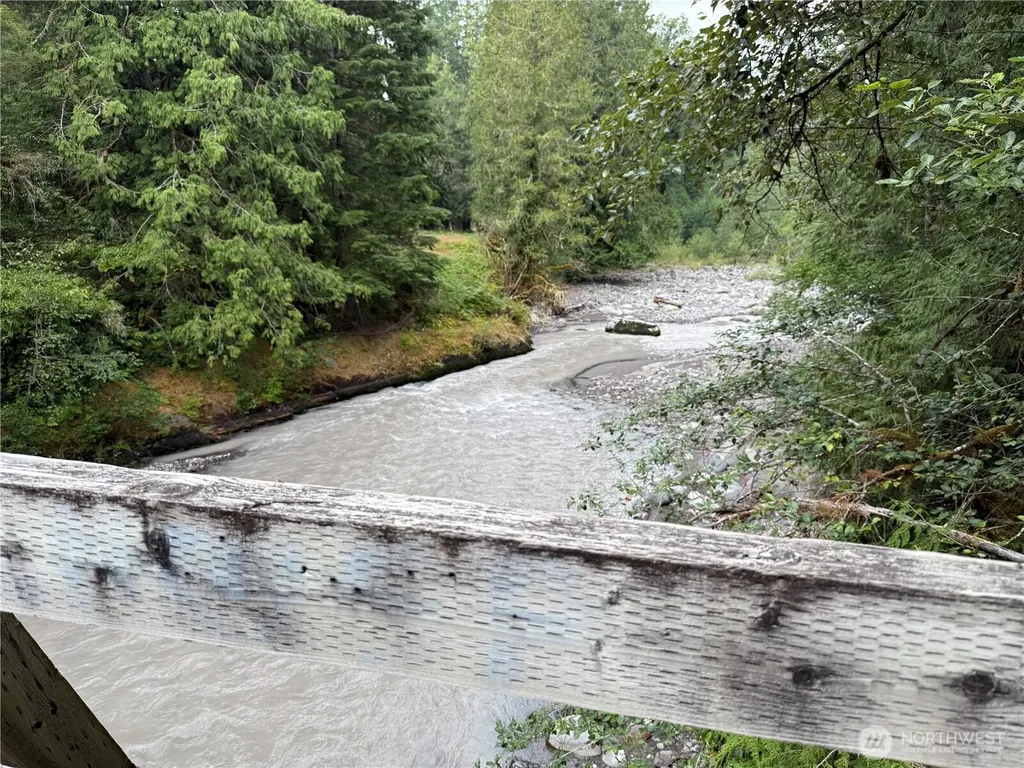 327 Kolisch Road E Carbonado WA 98323