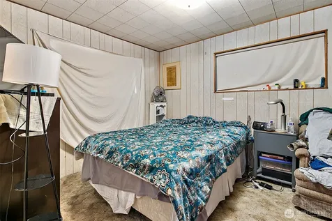 2416 NE 16th Street Renton WA 98056
