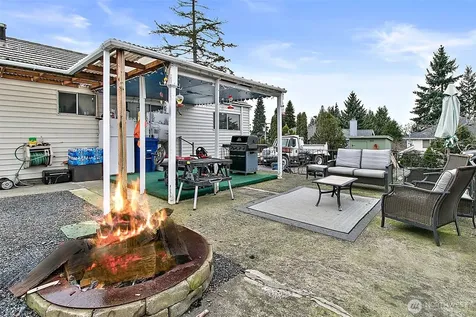 2416 NE 16th Street Renton WA 98056