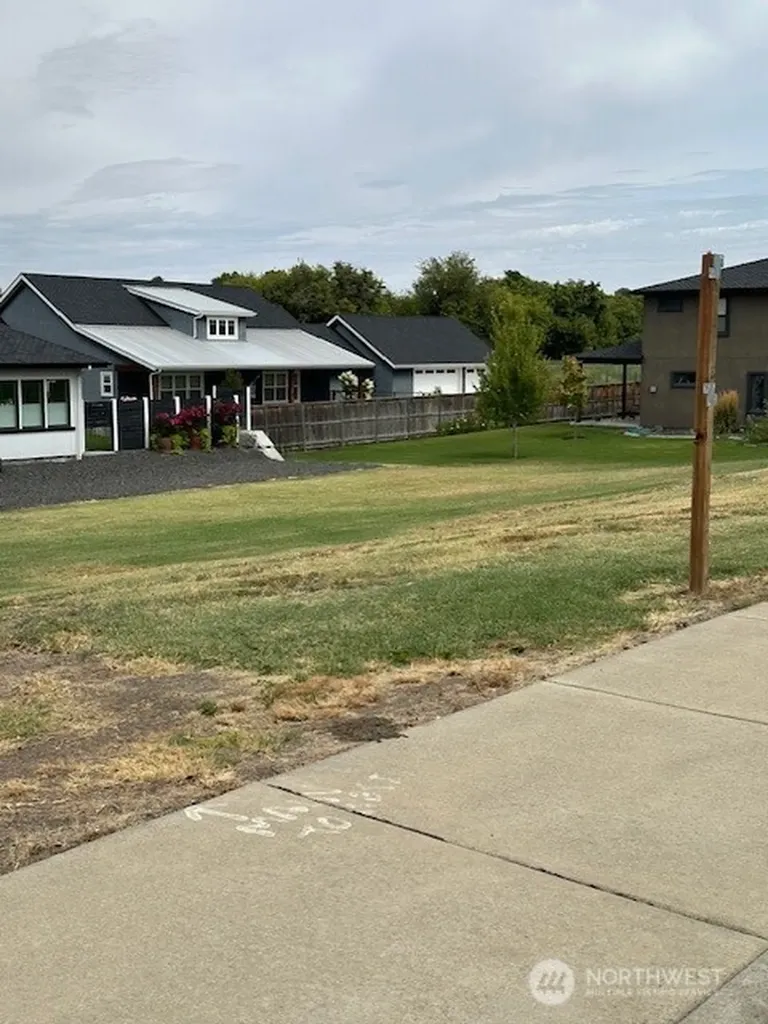 285 Arabica Road Walla Walla WA 99362