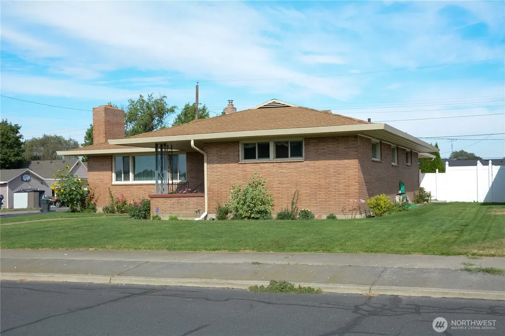310 W 9th Avenue Ritzville WA 99169
