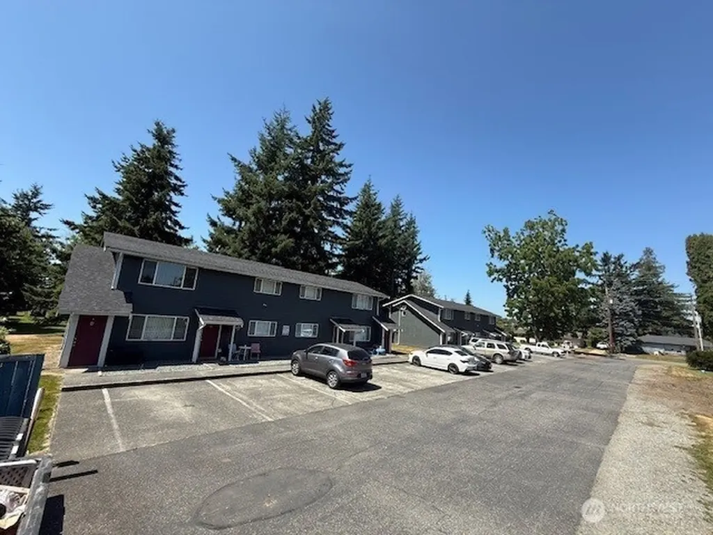 313 E Woodworth Street Sedro Woolley WA 98284