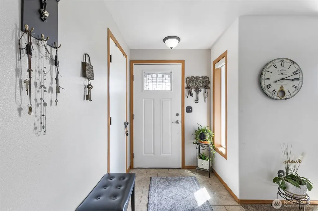 1346 E Greens Loop Moses Lake WA 98837