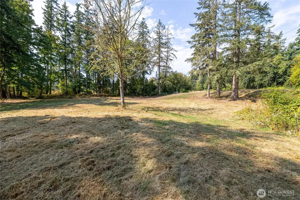 1110 Bush Point Road Freeland WA 98249