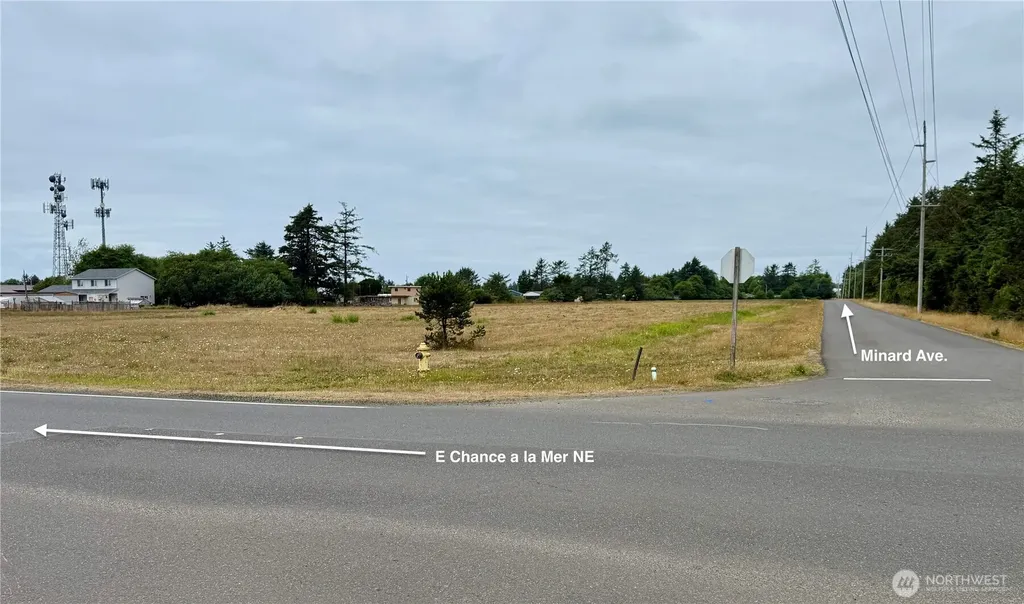 200 E Chance A La Mer NE Ocean Shores WA 98569