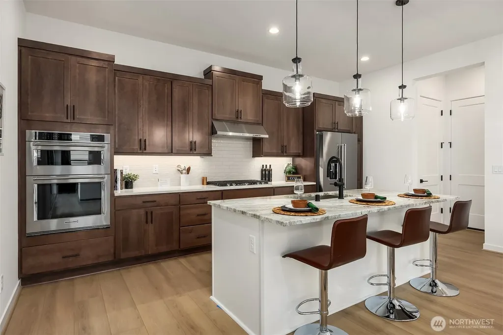 32400 Buckeye Avenue SE Black Diamond WA 98010