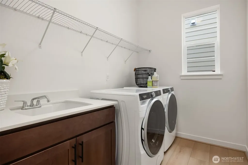 32400 Buckeye Avenue SE Black Diamond WA 98010