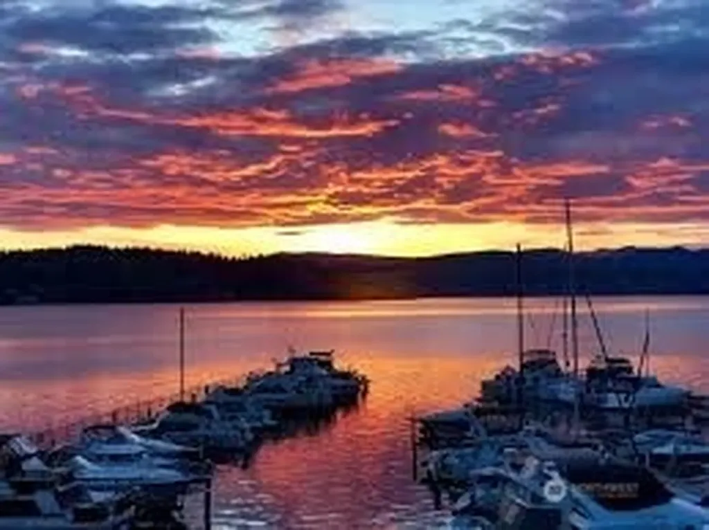 9030 Seward Park Avenue S Seattle WA 98118