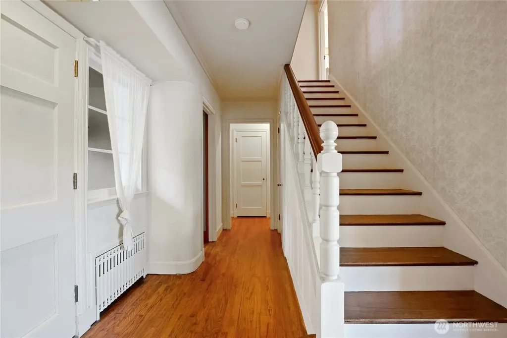3026 Marine Drive Bremerton WA 98312