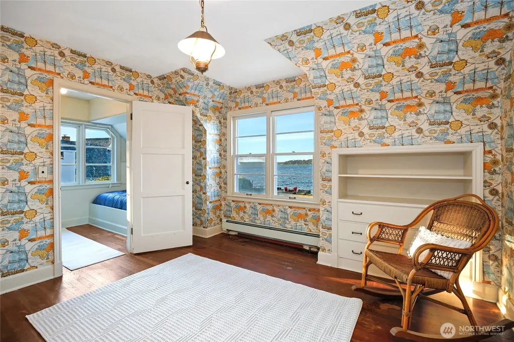 3026 Marine Drive Bremerton WA 98312