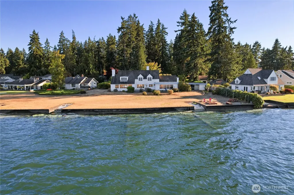 3026 Marine Drive Bremerton WA 98312