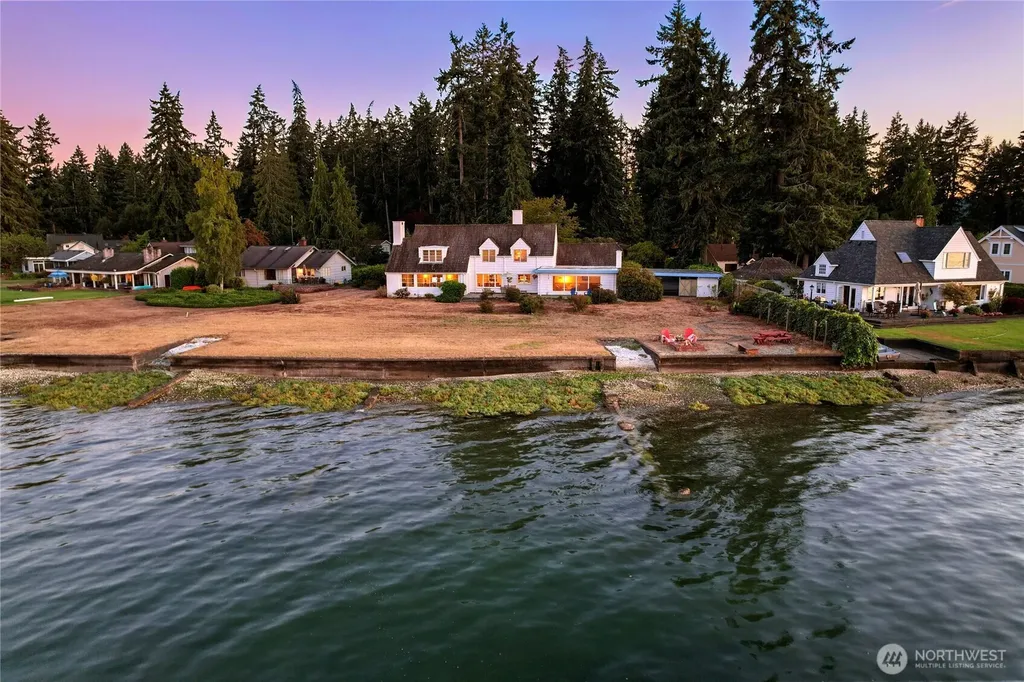 3026 Marine Drive Bremerton WA 98312