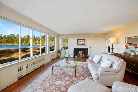 3026 Marine Drive Bremerton WA 98312