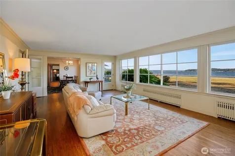 3026 Marine Drive Bremerton WA 98312