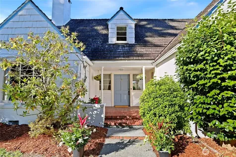 3026 Marine Drive Bremerton WA 98312