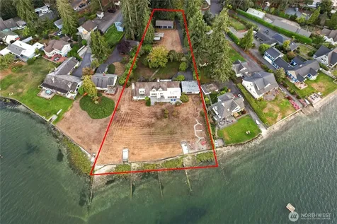 3026 Marine Drive Bremerton WA 98312