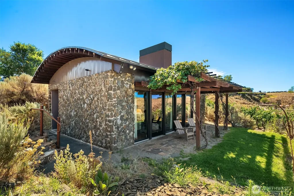 23658 Sagecliffe Road NW Quincy WA 98848