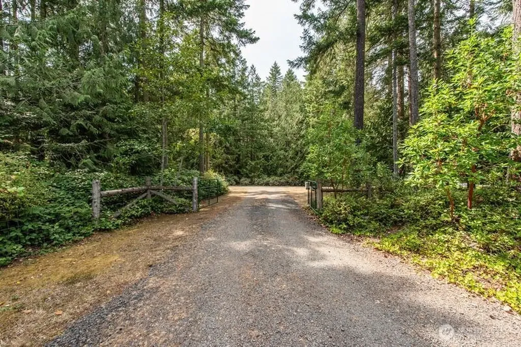 572 Critter Country Trail Sequim WA 98382