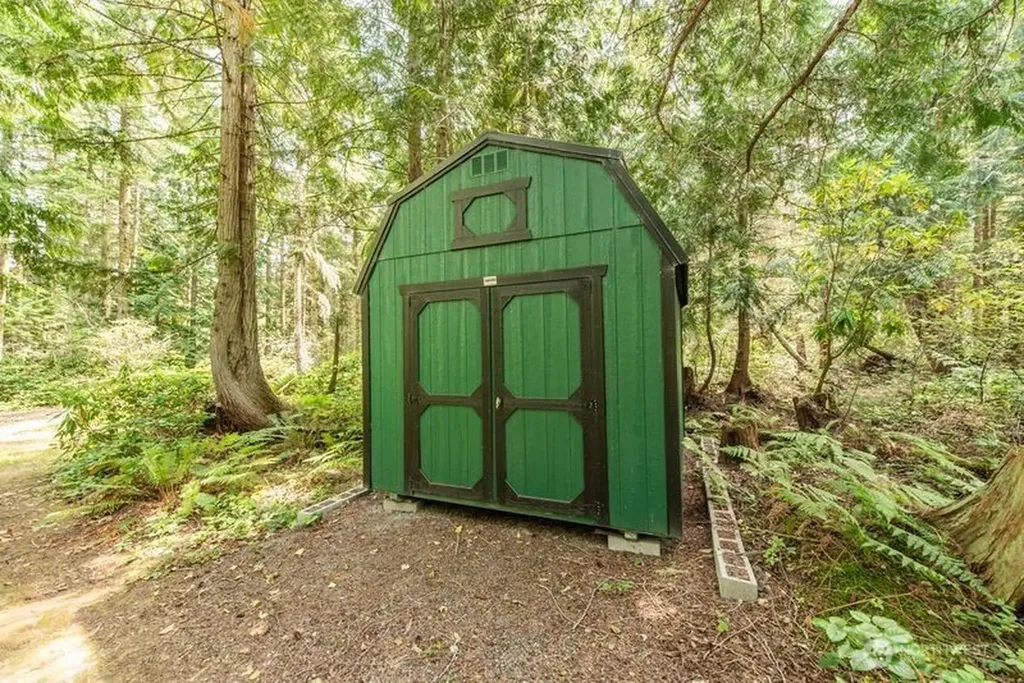 572 Critter Country Trail Sequim WA 98382