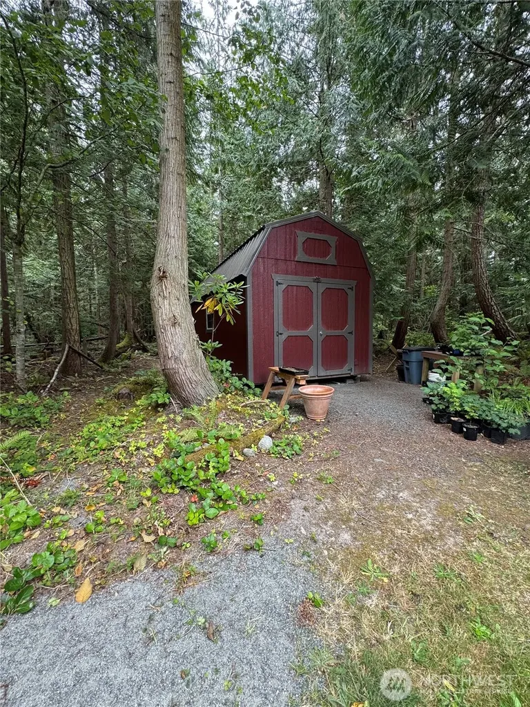 572 Critter Country Trail Sequim WA 98382