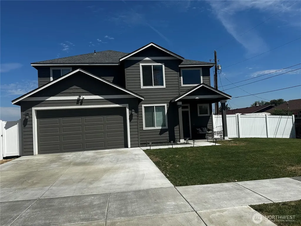 401 N Grape Drive Moses Lake WA 98837
