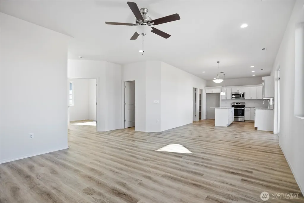 401 N Grape Drive Moses Lake WA 98837