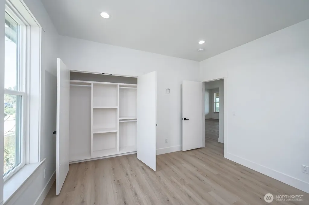 1405 W Lakeside Drive Moses Lake WA 98837