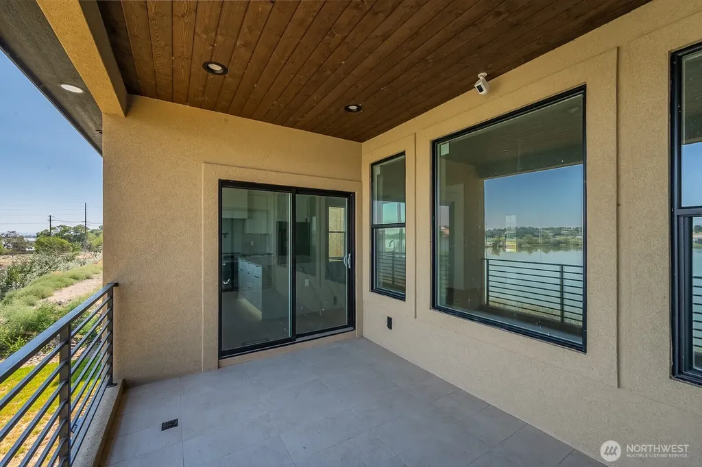 1405 W Lakeside Drive Moses Lake WA 98837