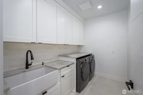 1405 W Lakeside Drive Moses Lake WA 98837