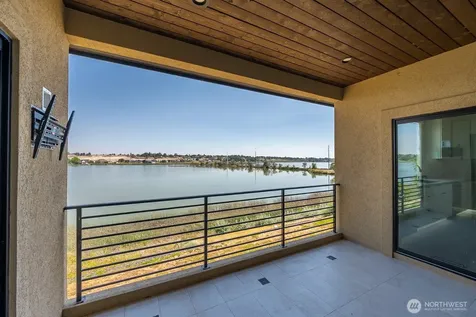 1405 W Lakeside Drive Moses Lake WA 98837