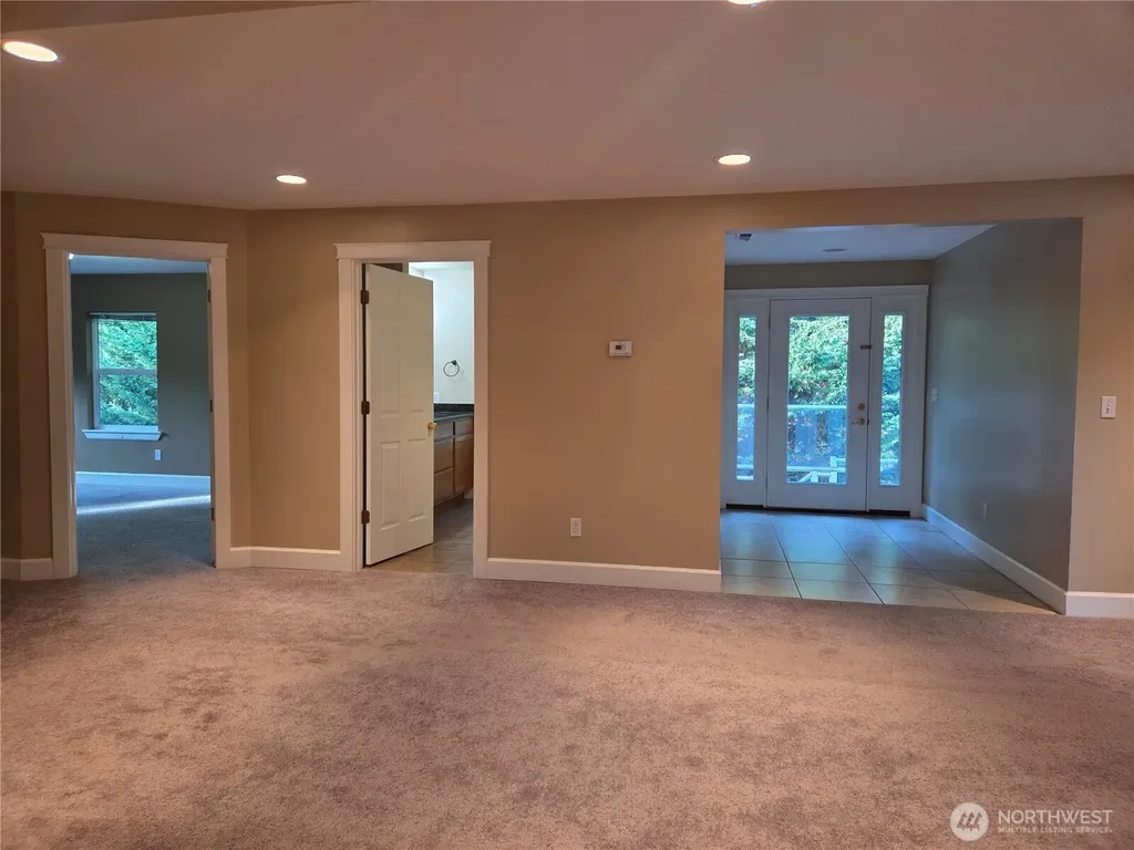 5744 Lagoon Lane NW Gig Harbor WA 98335