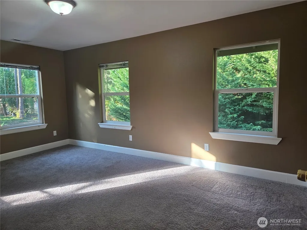 5744 Lagoon Lane NW Gig Harbor WA 98335