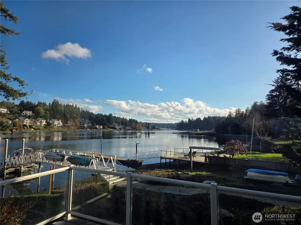 5744 Lagoon Lane NW Gig Harbor WA 98335