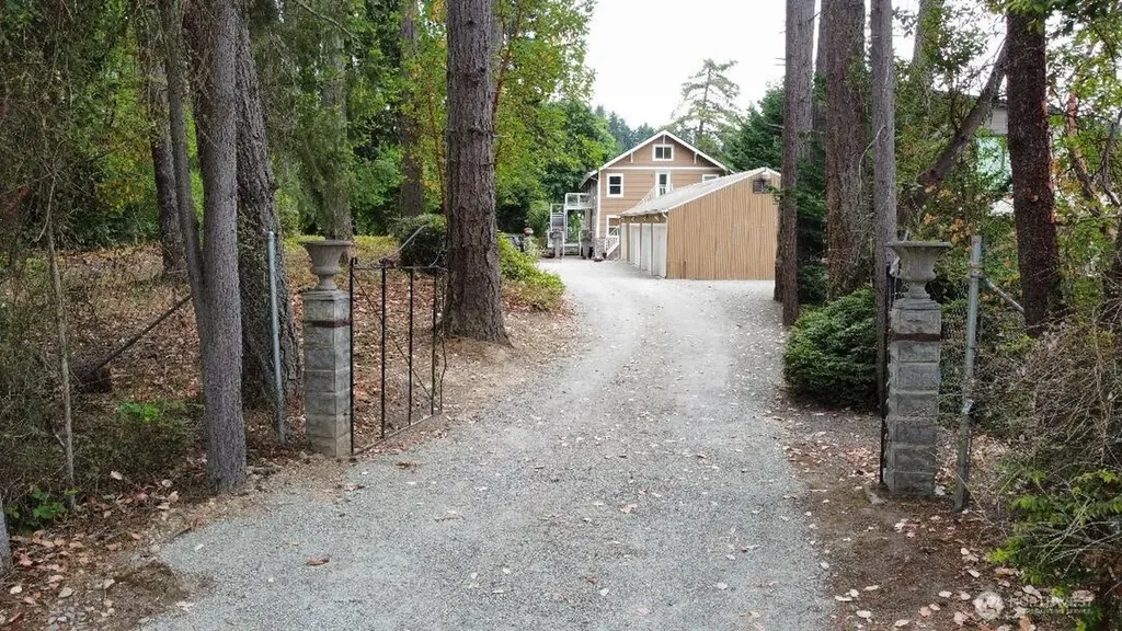 5744 Lagoon Lane NW Gig Harbor WA 98335