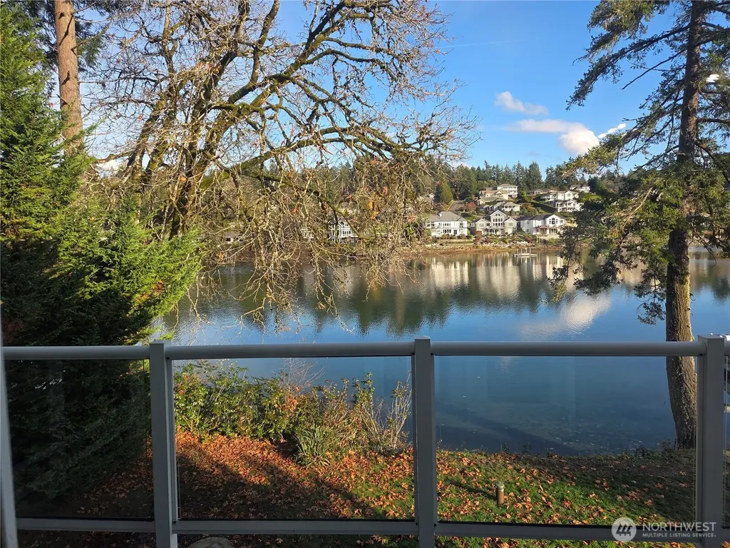 5744 Lagoon Lane NW Gig Harbor WA 98335