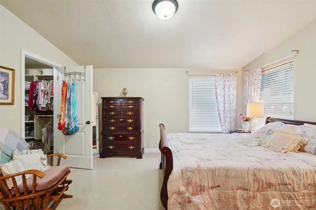 5101 NE 121st Avenue Vancouver WA 98682